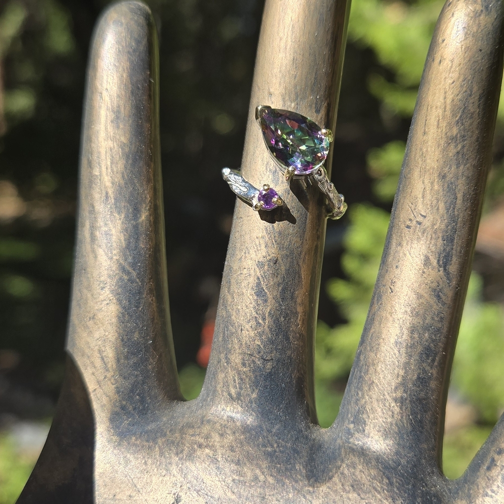 Sultans Mystic Stone & Amethyst Teardrop Sterling & Gold Ring Sz7 - Picture 1 of 10